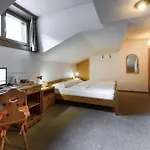 Suisse, Swiss Alpine Charm 波斯基亚沃