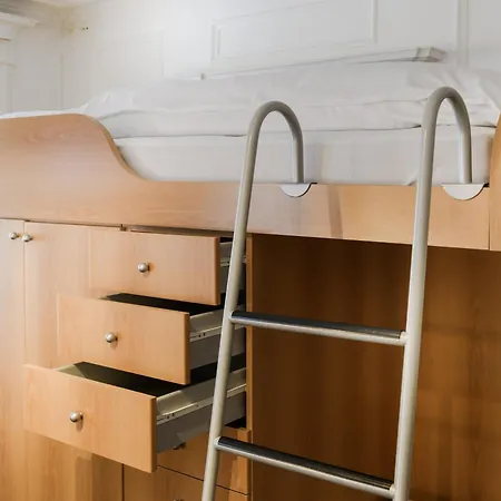 Suisse, Charming Alpine מלון