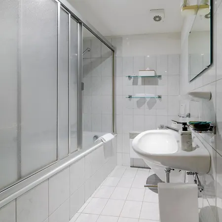 Suisse, Charming Alpine 3*