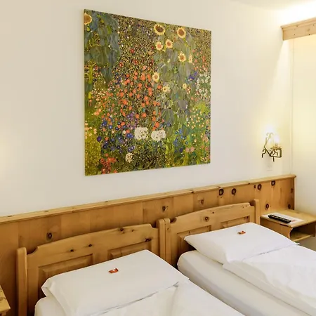 Suisse, Charming Alpine פוסקיאבו