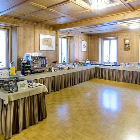 Suisse, Charming Alpine Hotel 3*