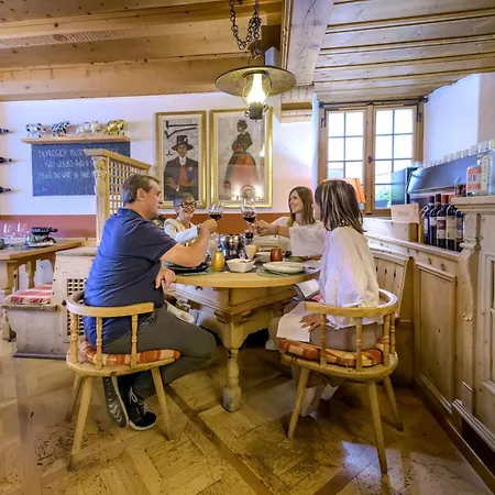 Suisse, Swiss Alpine Charm Hotel