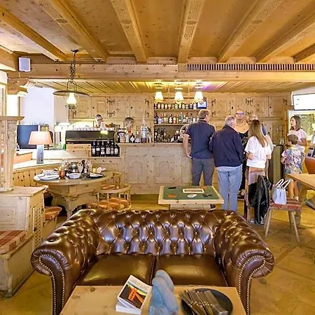 Hotel Suisse, Swiss Alpine Charm