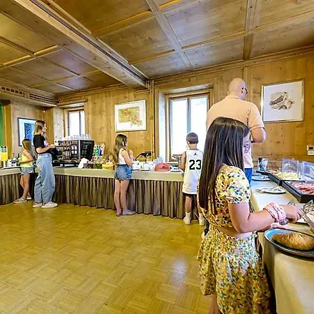 Hotel Suisse, Swiss Alpine Charm Poschiavo