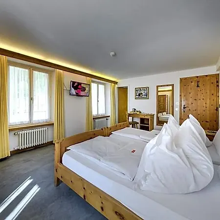 Hotel Suisse, Swiss Alpine Charm 3*