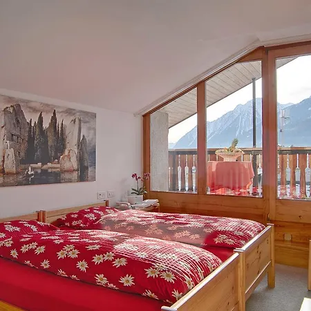 Hotel Suisse & Traditional Fondue Stube Poschiavo