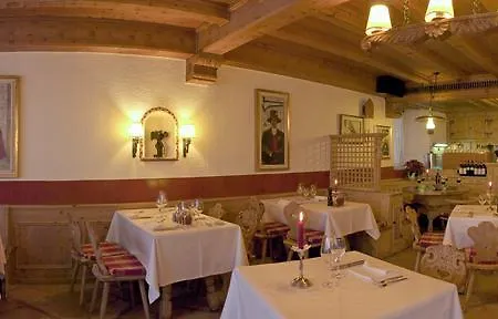 Hotel Suisse & Traditional Fondue Stube Poschiavo