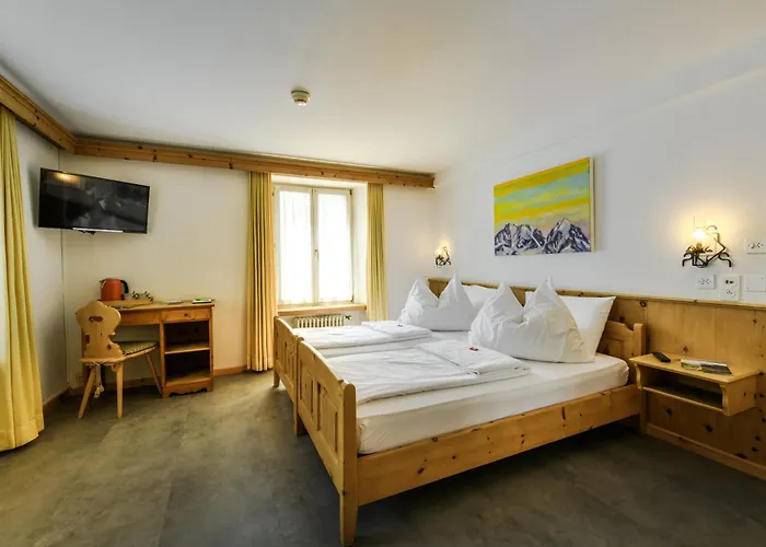 Suisse, Charming Alpine 波斯基亚沃