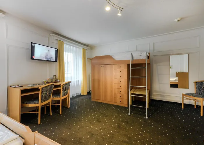 Suisse, Charming Alpine Otel Poschiavo