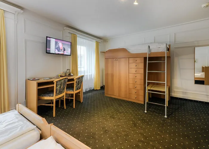 Suisse, Charming Alpine Poschiavo