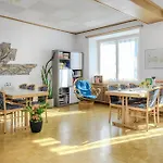 Suisse, Swiss Alpine Charm