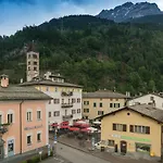 Suisse, Swiss Alpine Charm Otel Poschiavo