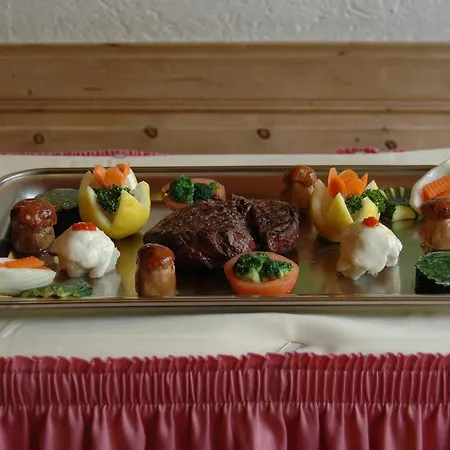 Suisse & Traditional Fondue Stube